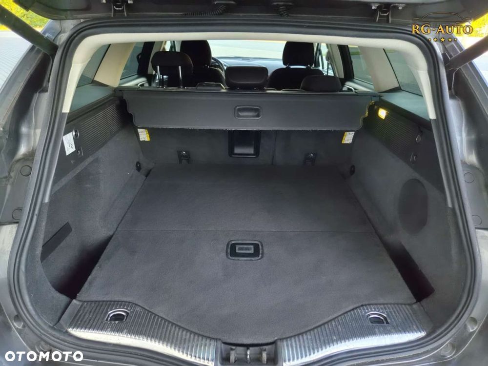 Ford Mondeo - 26
