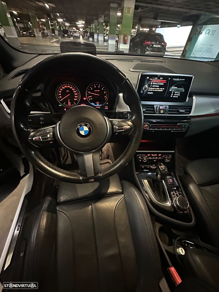 BMW 214 Active Tourer - 17