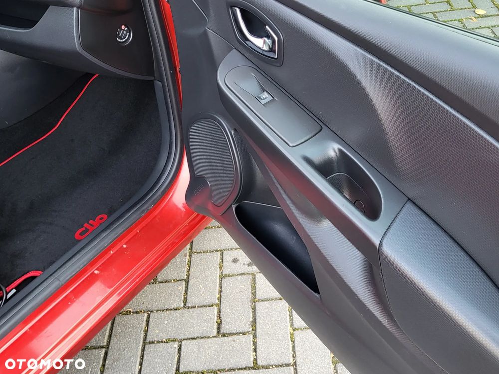 Renault Clio 1.2 16V 75 LIMITED - 25