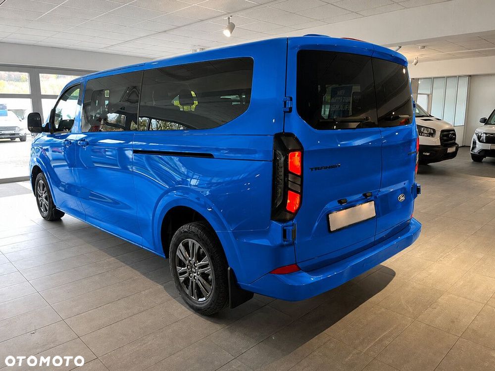 Ford Tourneo Custom - 6
