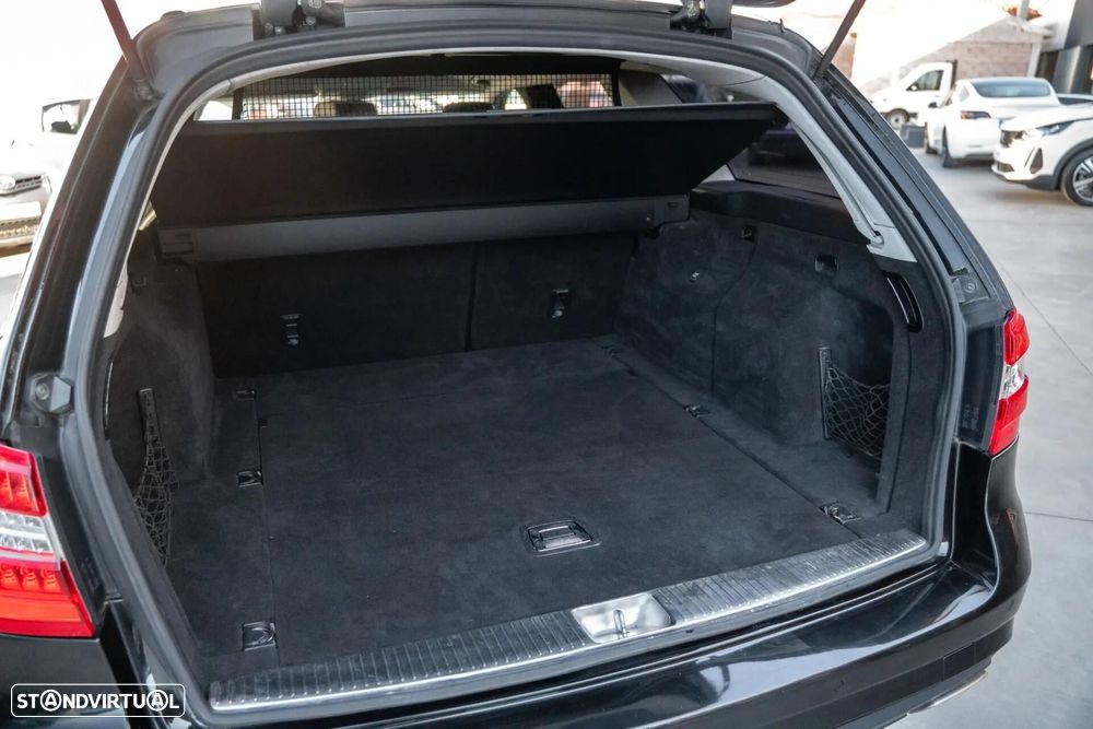 Mercedes-Benz E 220 BlueTEC 9G-TRONIC Avantgarde - 33
