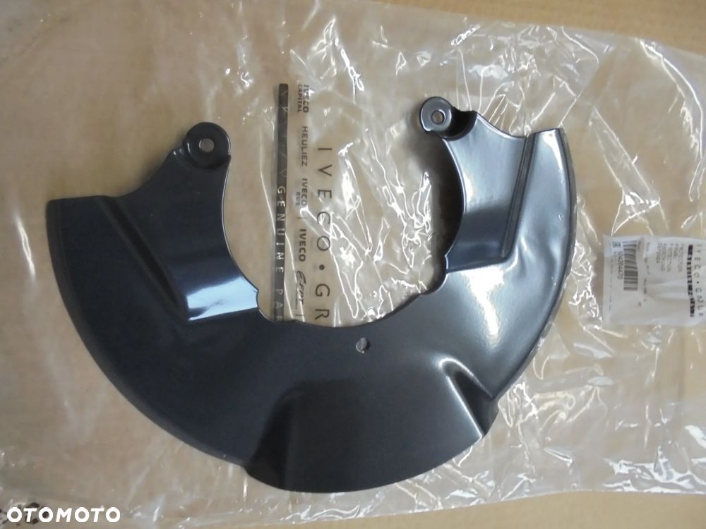 OSŁONA TARCZY HAMULCOWEJ  OE 504204470 IVECO DAILY 06> PRZÓD 65C