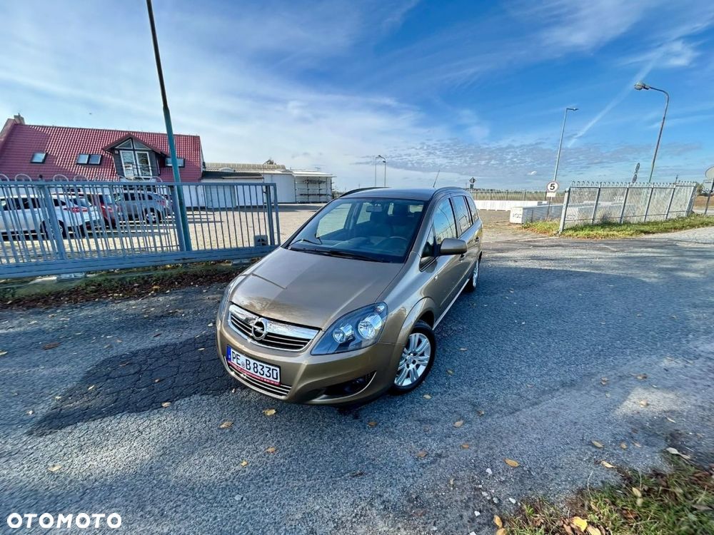 Opel Zafira - 24