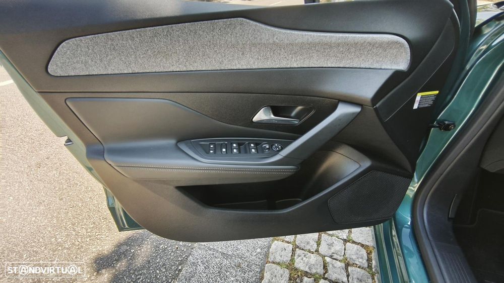 Peugeot 308 1.5 BlueHDi Allure Pack EAT8 - 15