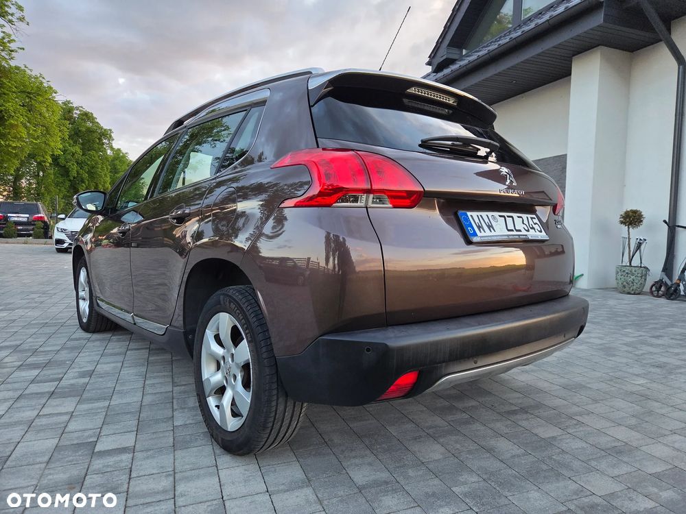 Peugeot 2008 e-HDi FAP 115 STOP & START Allure - 8