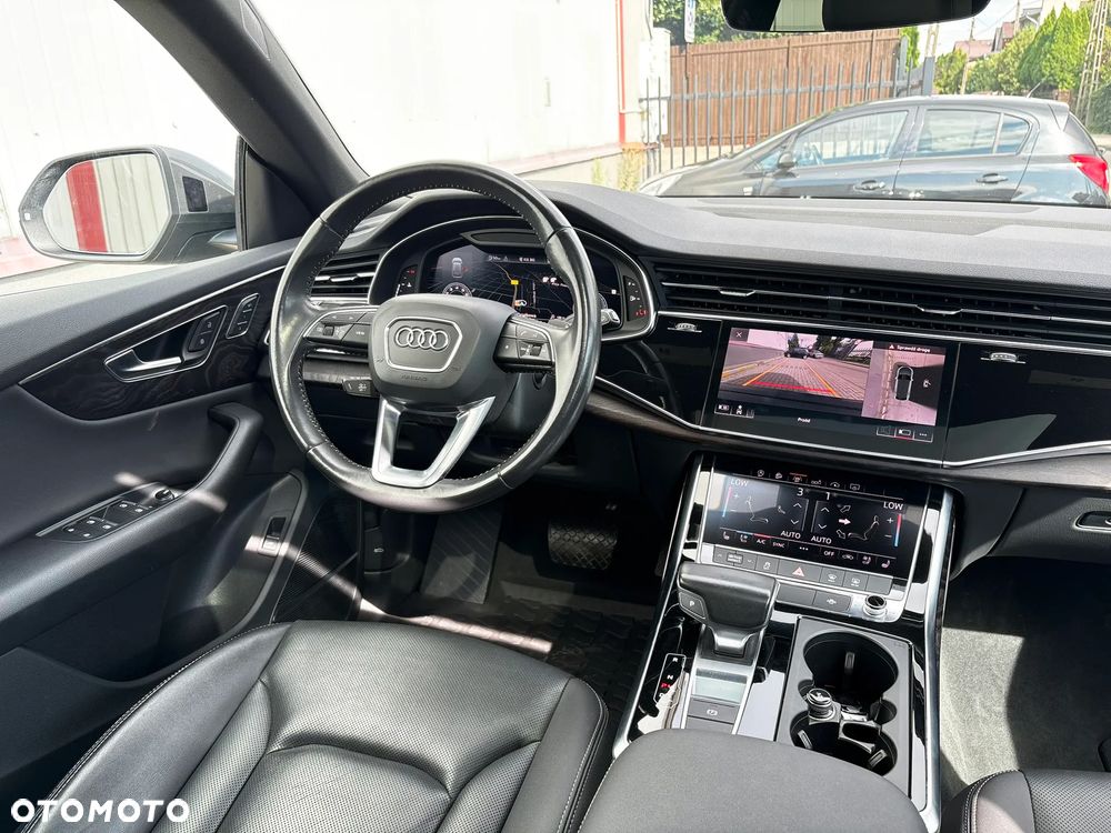Audi Q8 - 16