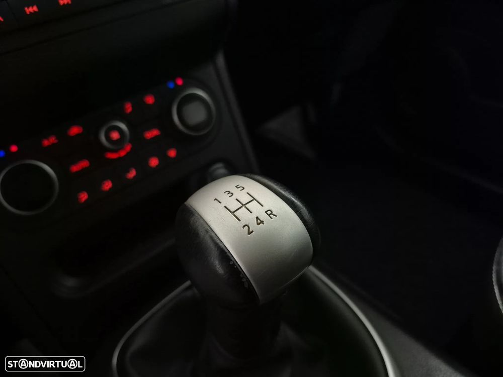 Nissan Qashqai 1.6 S&S Acenta - 16