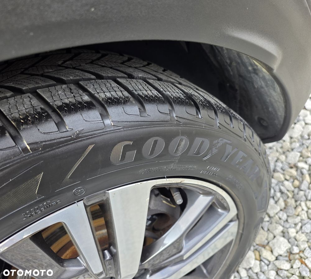 Peugeot 3008 1.6 PureTech Hybrid PHEV Allure Pack S&S EAT8 - 35