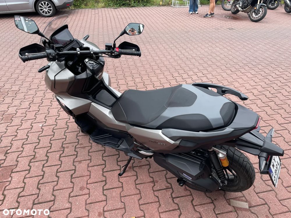 Honda ADV350 - 3