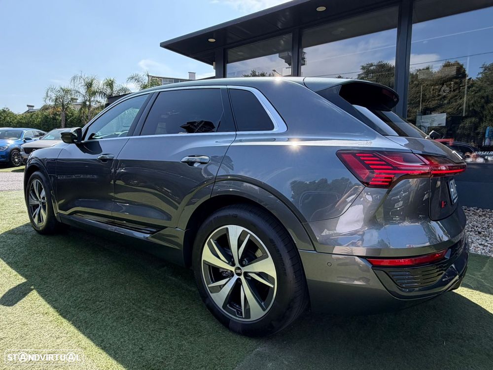 Audi Q8 e-Tron 50 quattro S line - 15
