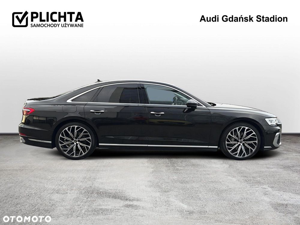 Audi A8 - 7