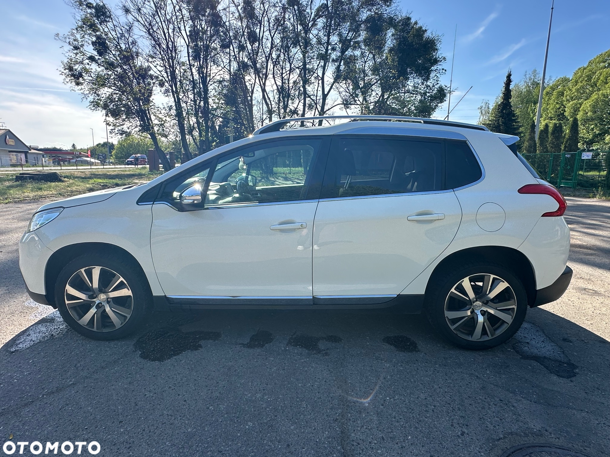 Peugeot 2008 1.6 VTi Allure - 11