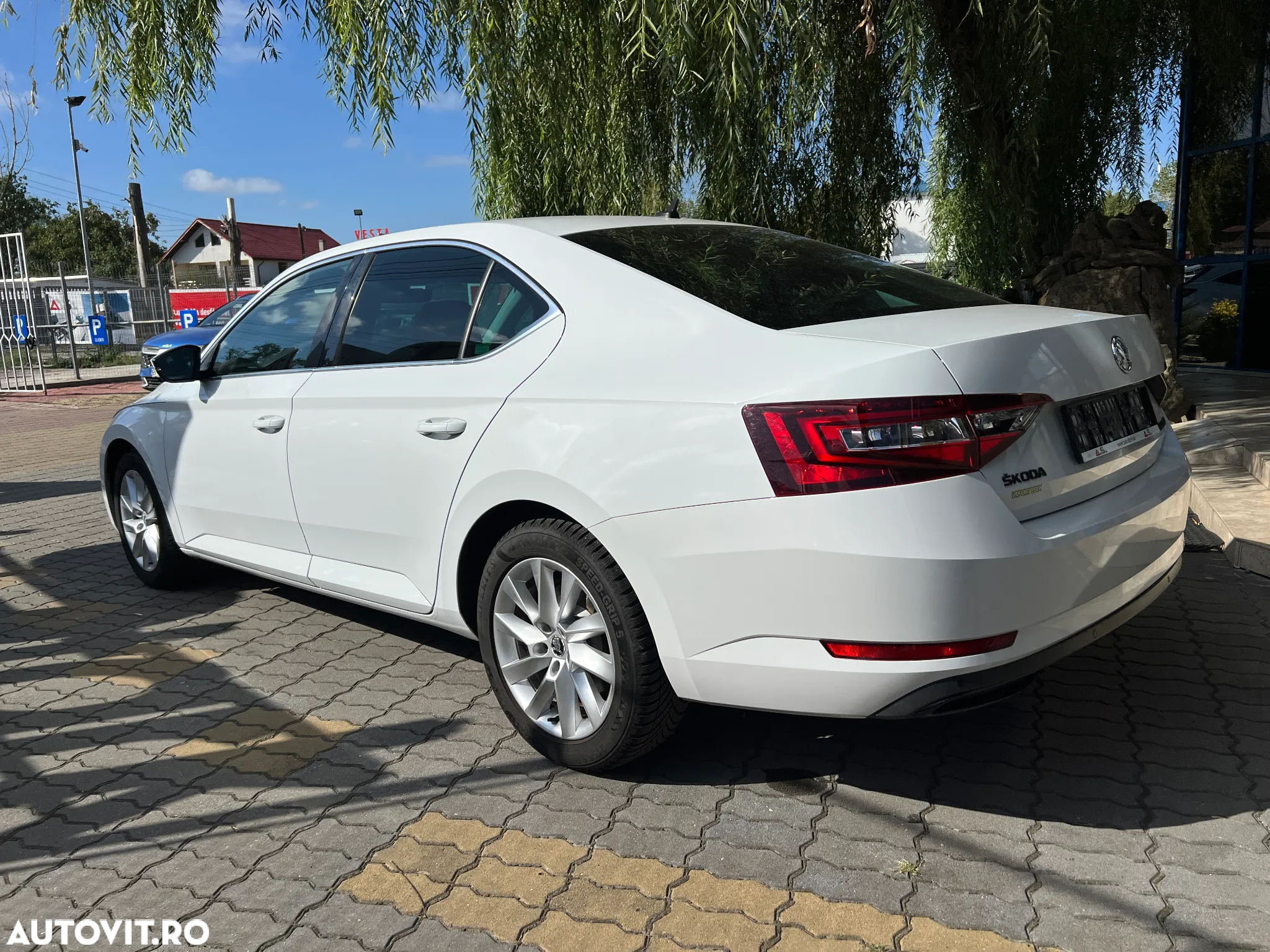 Skoda Superb 1.4 TSI ACT DSG Style - 14