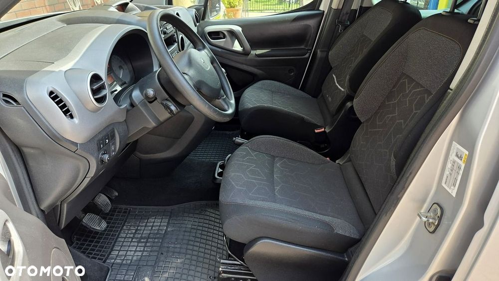 Peugeot Partner 1.6 BlueHDi Active - 13
