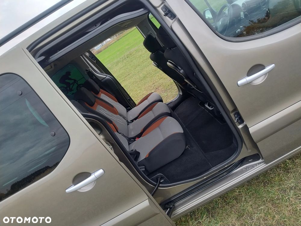 Peugeot Partner 1.6 VTi Outdoor - 19