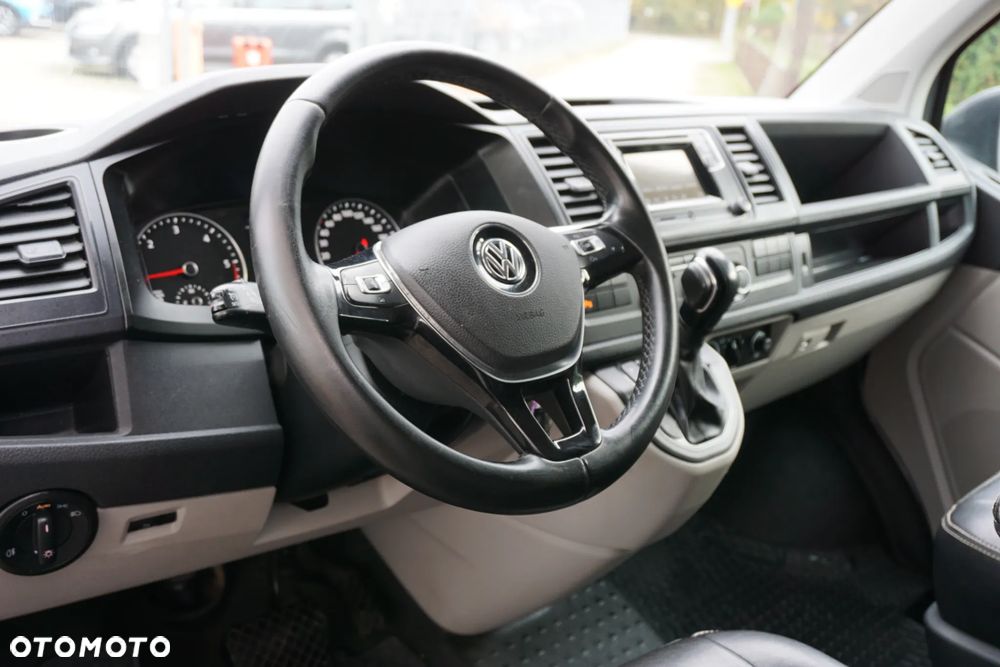 Volkswagen Transporter - 10