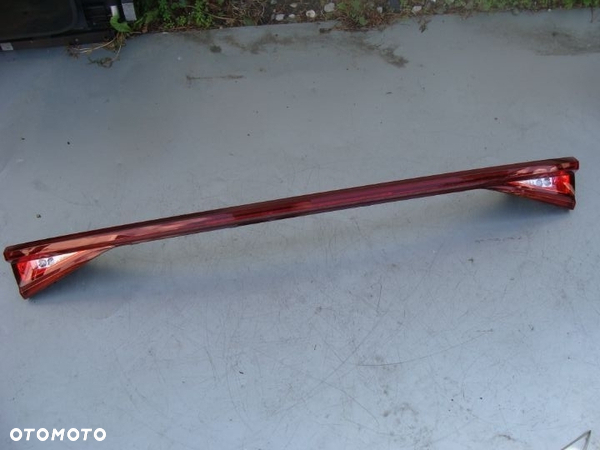 SEAT LEON IV LAMPA TYLNA W KLAPĘ BLENDA 5FA945307G