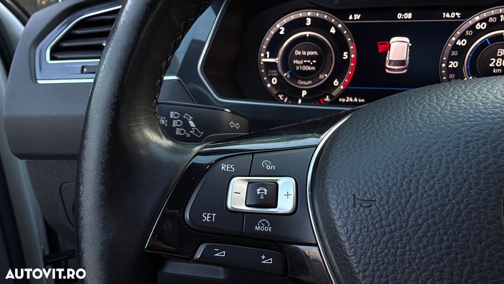 Volkswagen Tiguan - 22