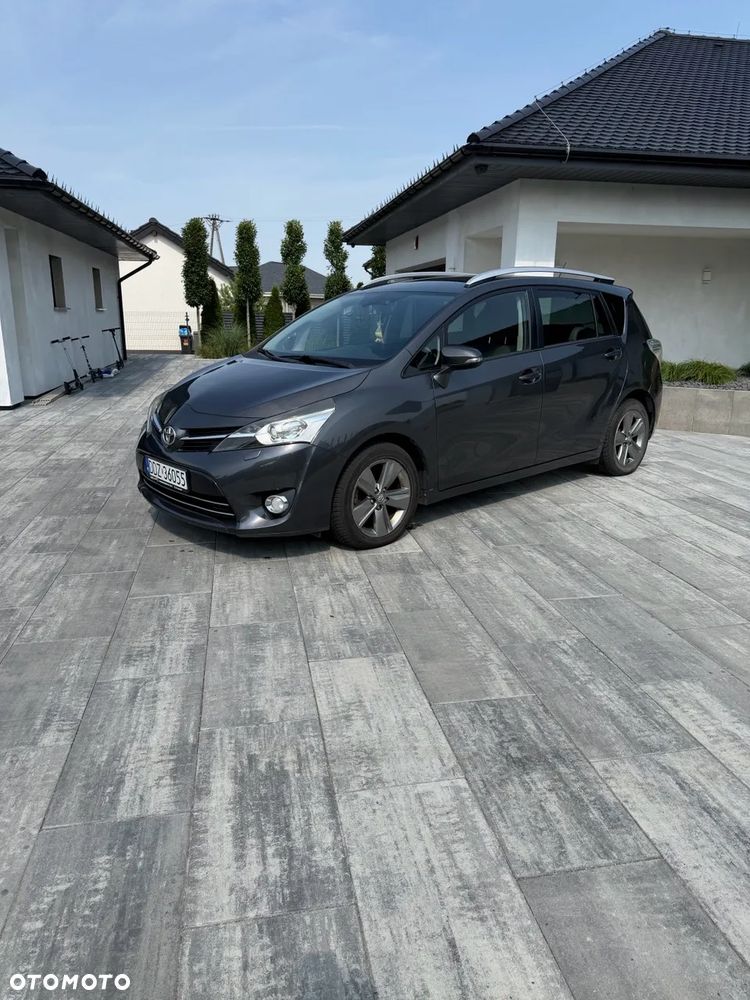 Toyota Verso 2.0 D-4D Active 7os - 1