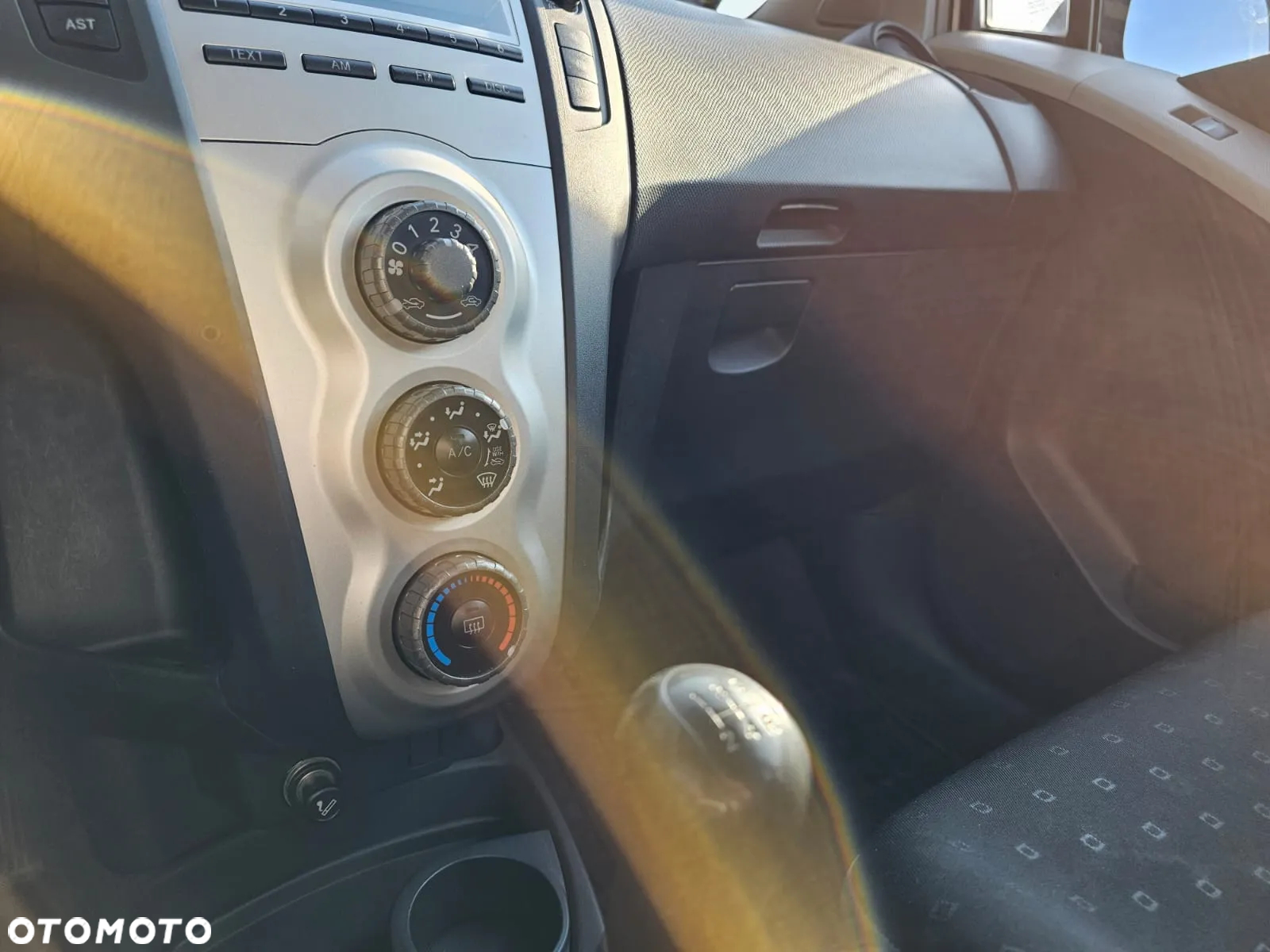Toyota Yaris 1.0 Terra A/C - 15