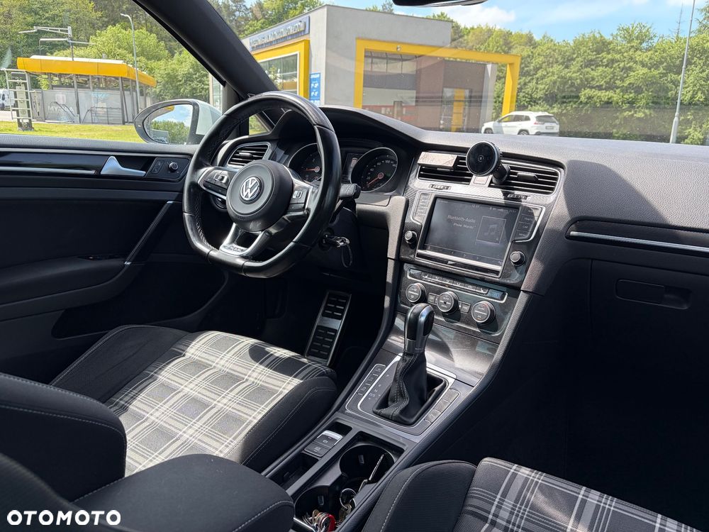 Volkswagen Golf 2.0 TDI BMT GTD DSG - 6
