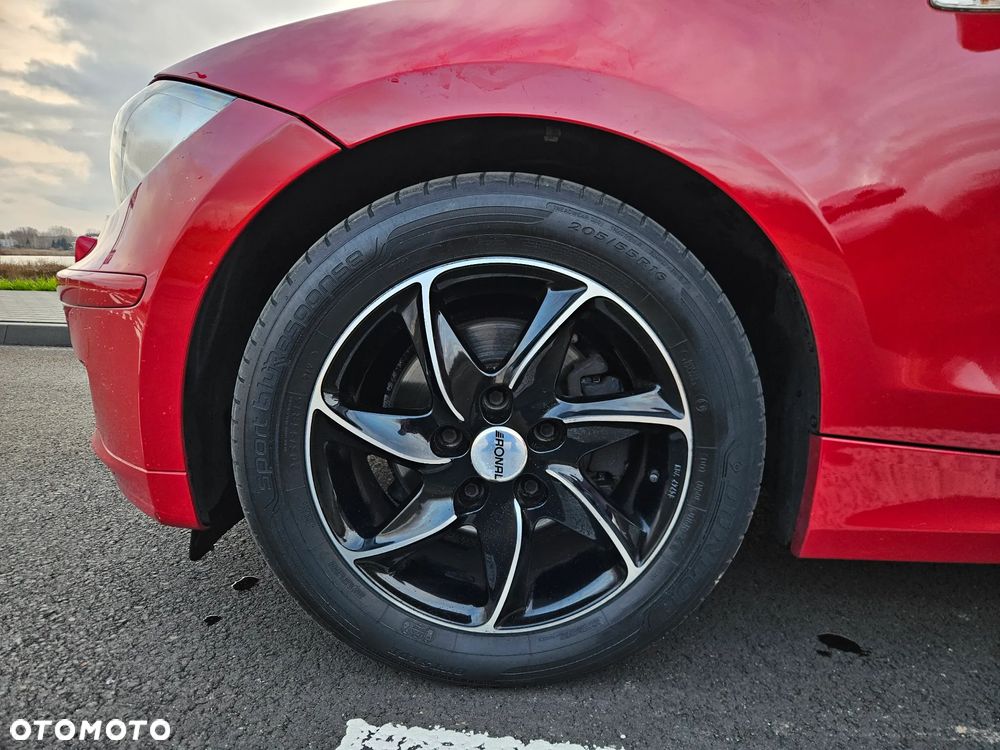 BMW Seria 1 118i Edition Sport - 25