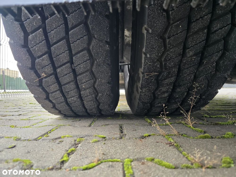 Mercedes-Benz ACTROS - 7