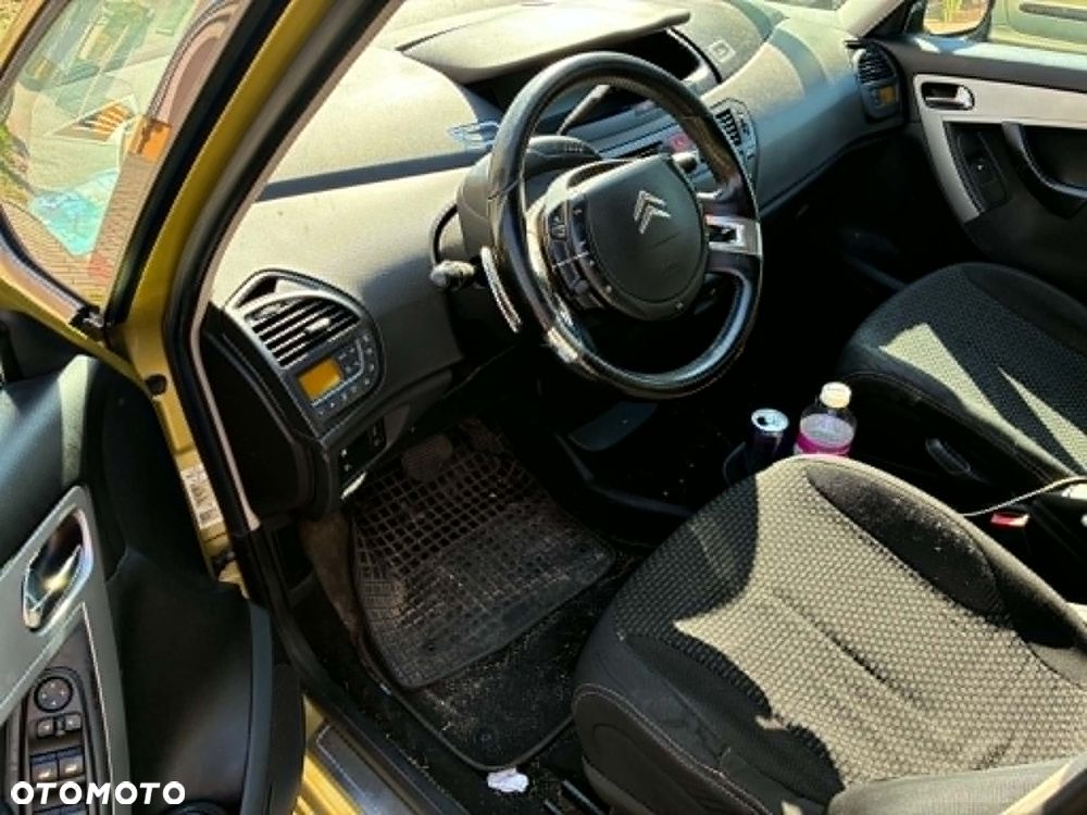 Citroën C4 Picasso - 8