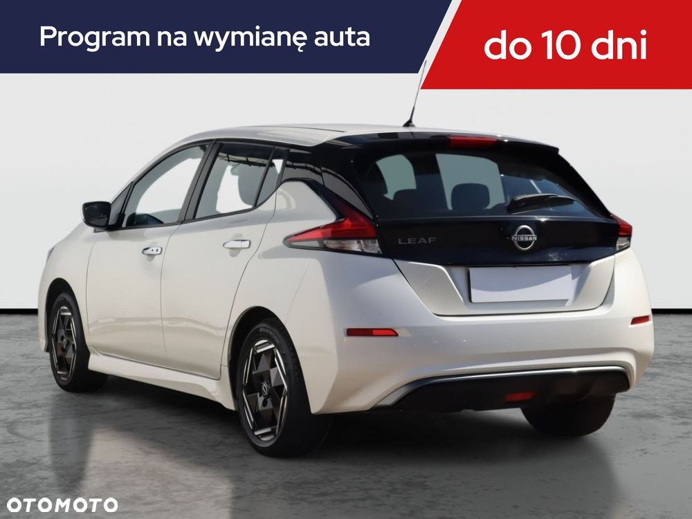 Nissan Leaf - 6