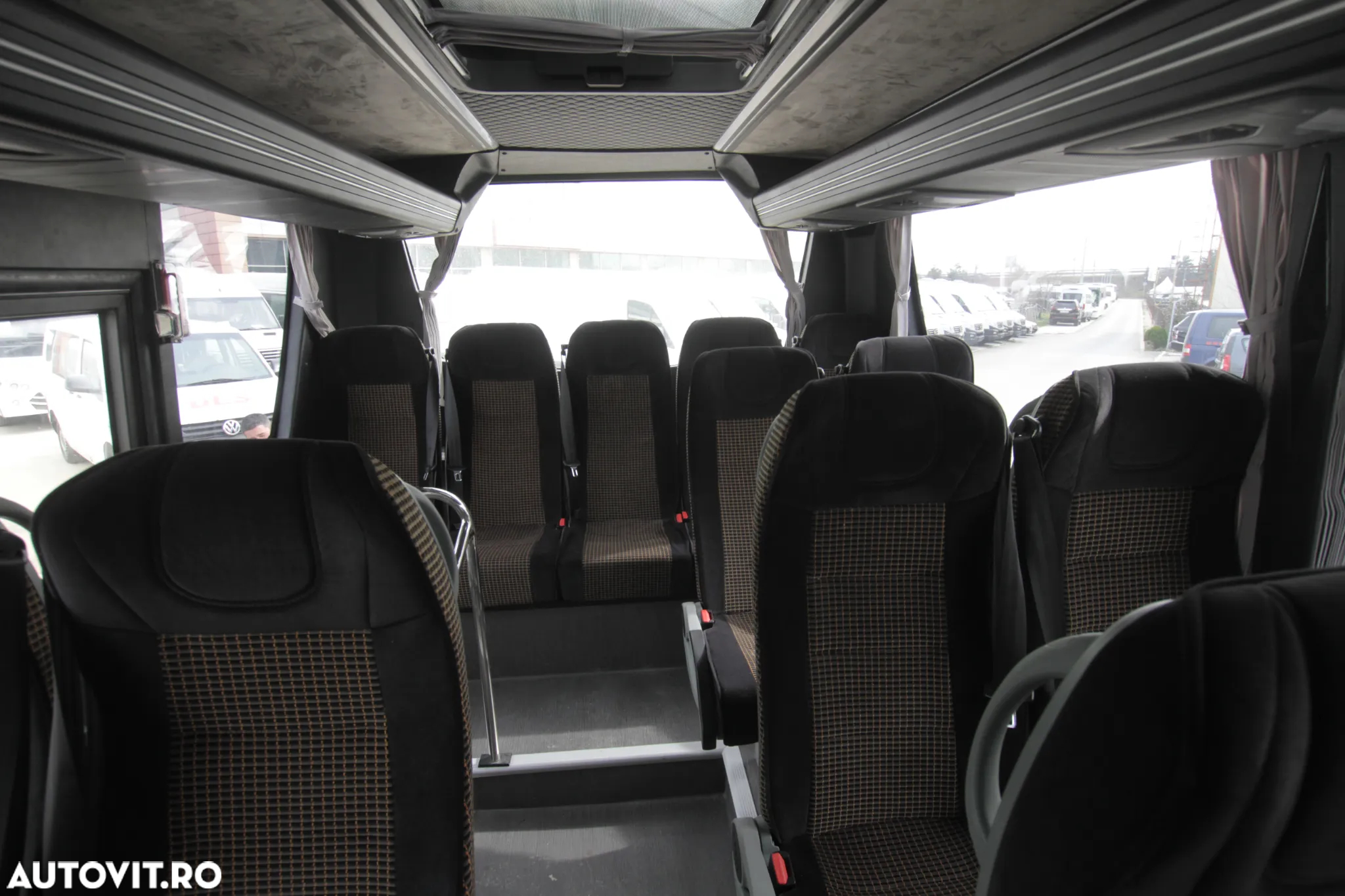 Iveco 70C18 29+1+1 locuri - 15