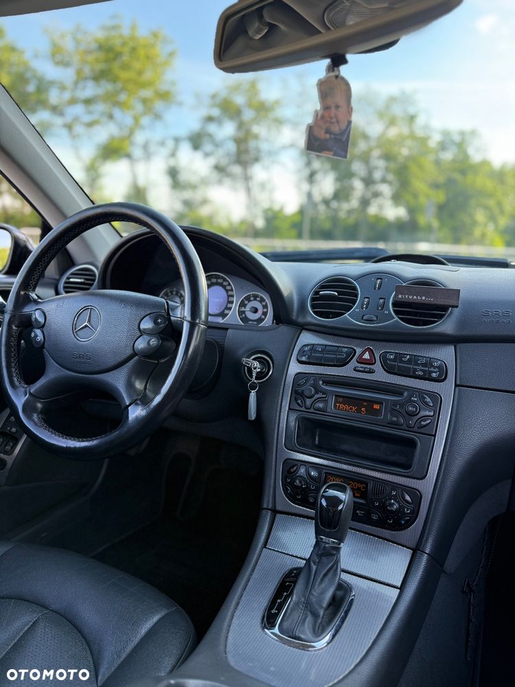 Mercedes-Benz CLK - 26