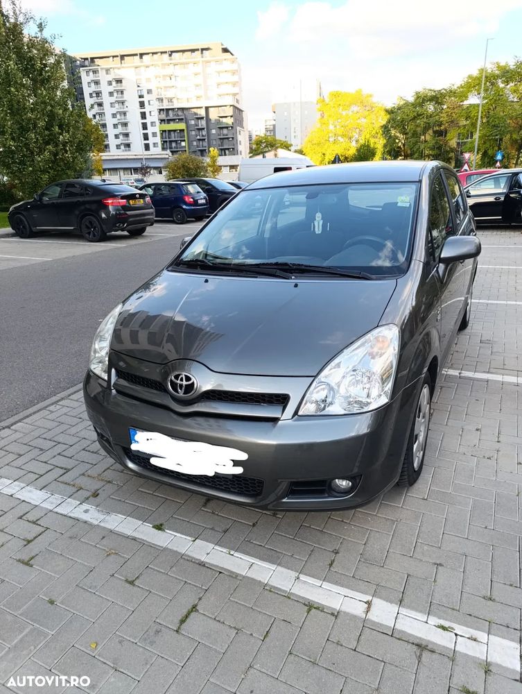 Toyota Corolla Verso 2.0 D-4D - 5