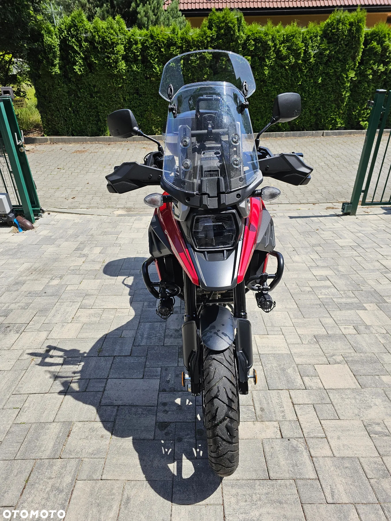 Suzuki V-STROM - 4
