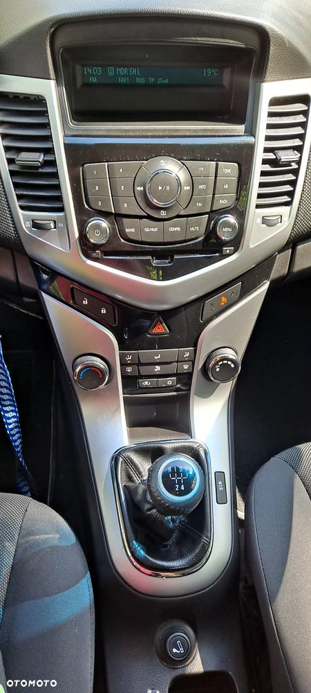 Chevrolet Cruze 1.6 LT+ - 16