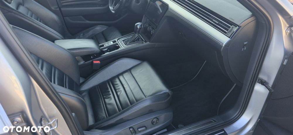 Volkswagen Passat 2.0 TDI 4Mot Elegance DSG - 24