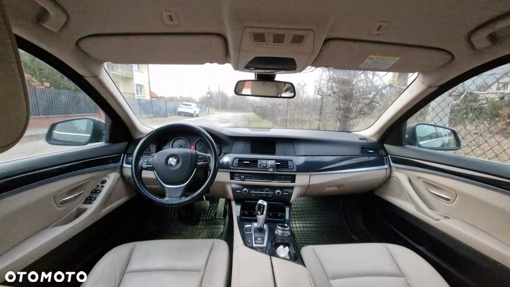 BMW Seria 5 520d Sport-Aut - 12