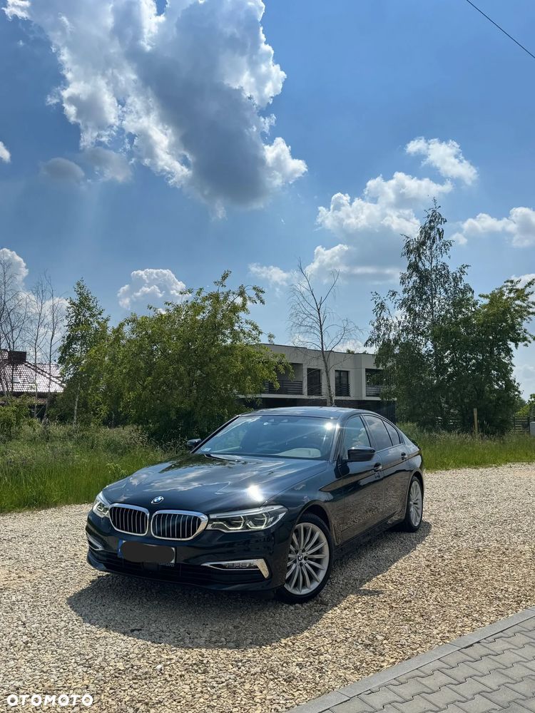 BMW Seria 5 530d xDrive Luxury Line - 4