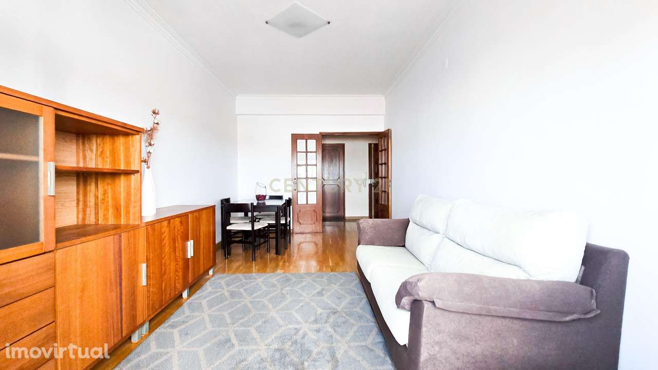 Apartamento T2 Mobilado com a Terraço no Barreiro - Grande imagem: 4/16