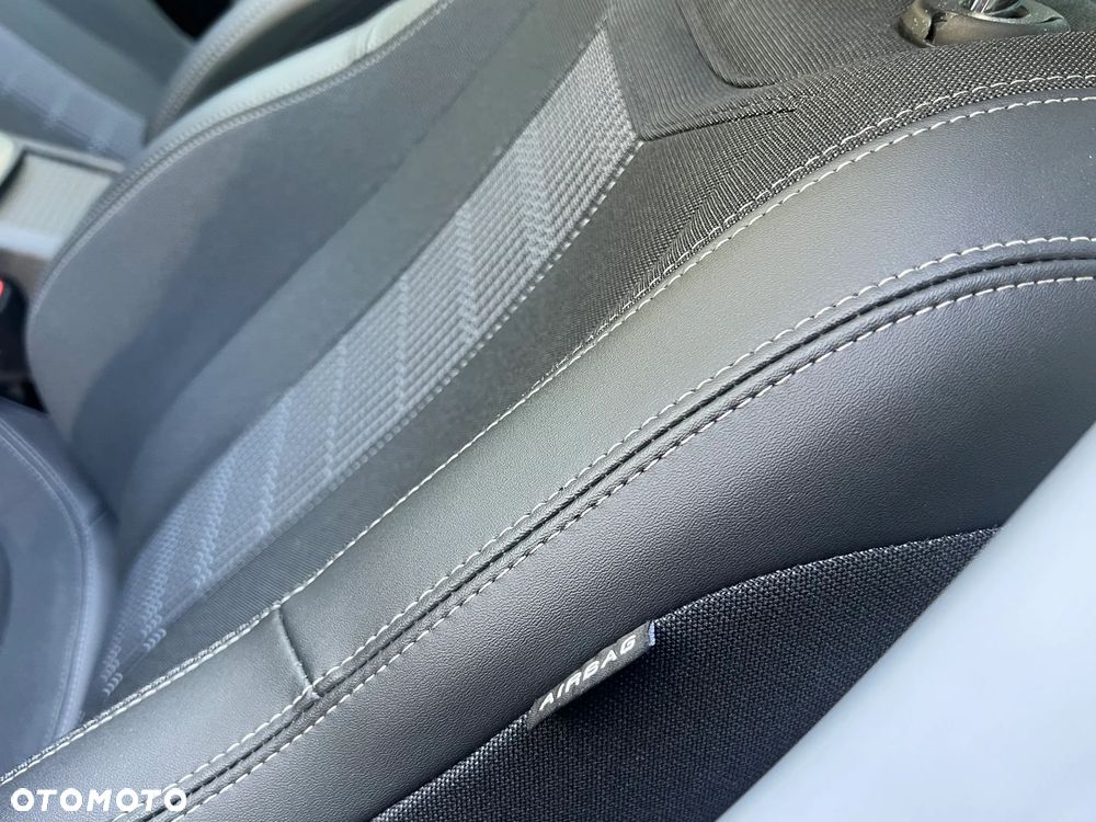 Peugeot 308 1.2 PureTech Allure S&S - 24