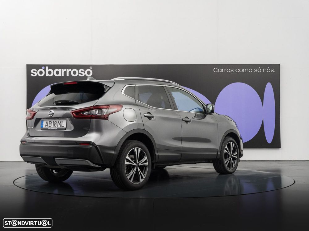 Nissan Qashqai 1.5 dCi N-Connecta - 6