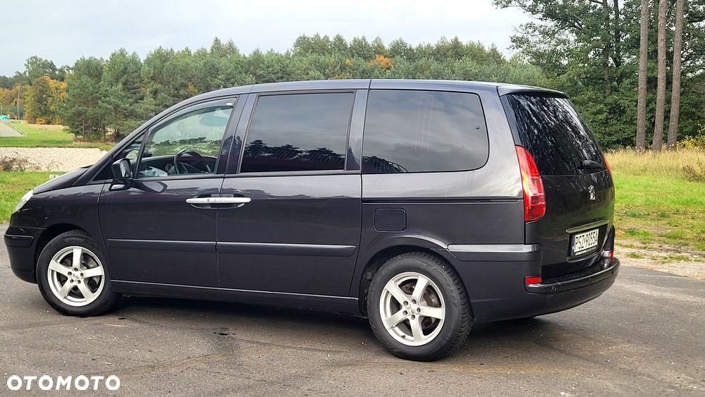 Peugeot 807 HDi 135 Family - 5