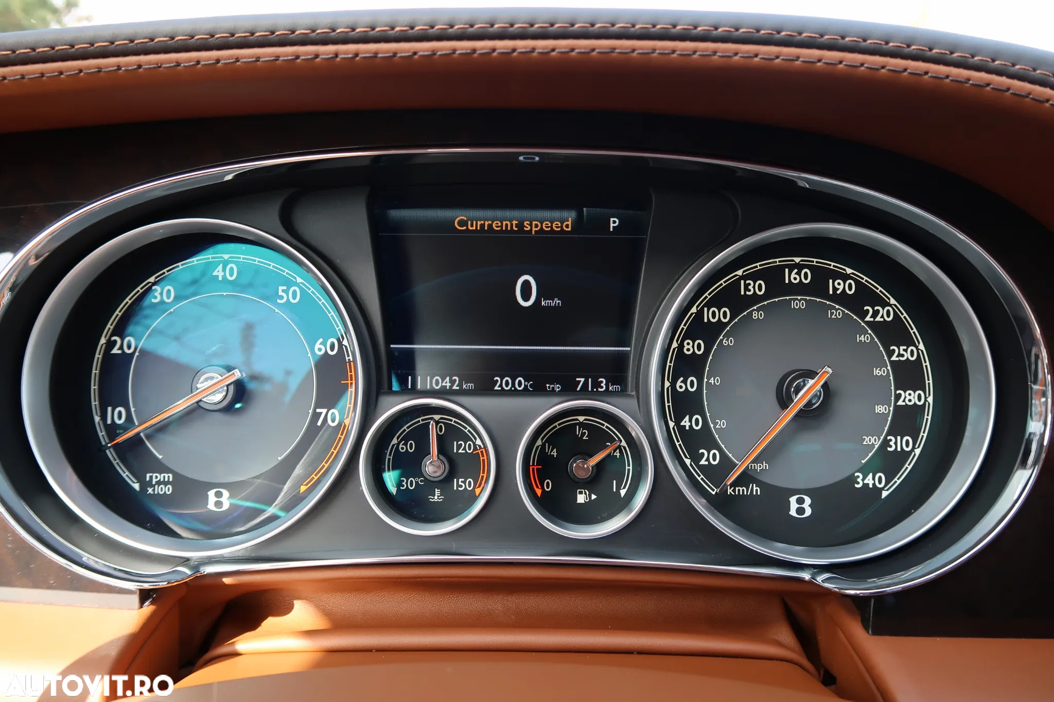 Bentley Continental GT V8 - 16