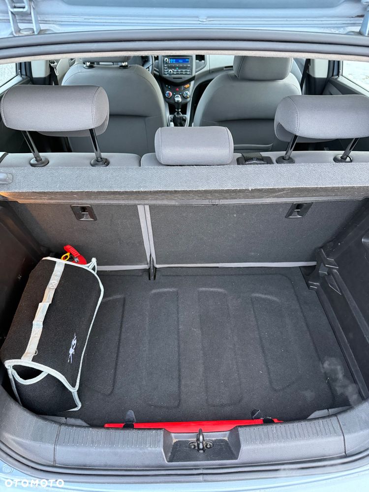 Chevrolet Aveo - 6