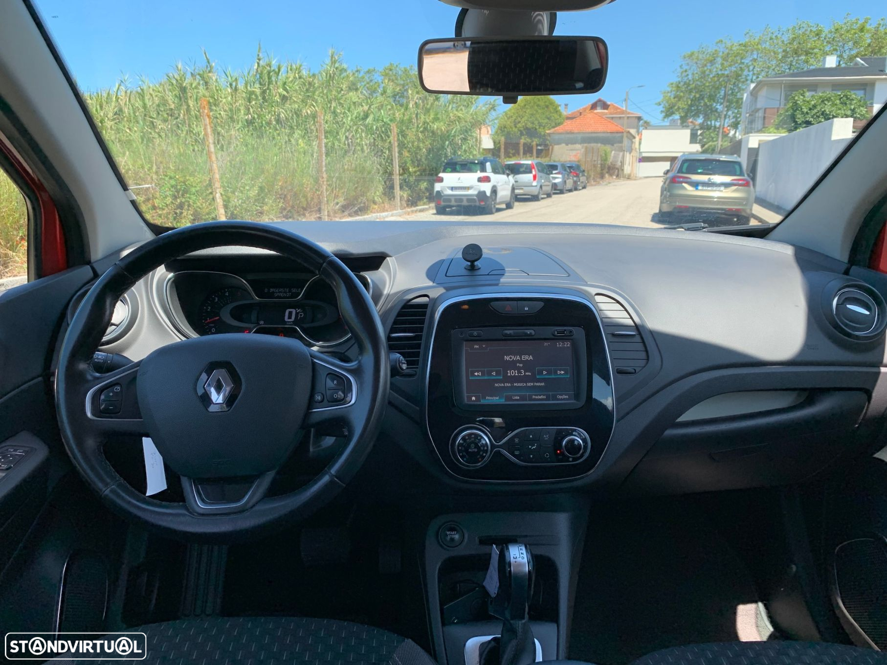 Renault Captur - 12