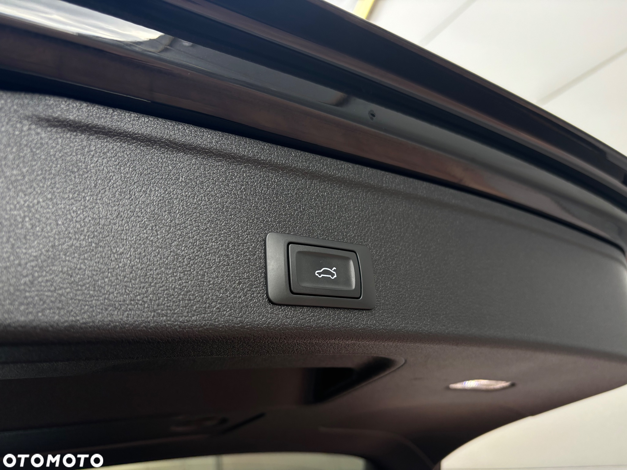 Audi A4 2.0 TDI Design S tronic - 38