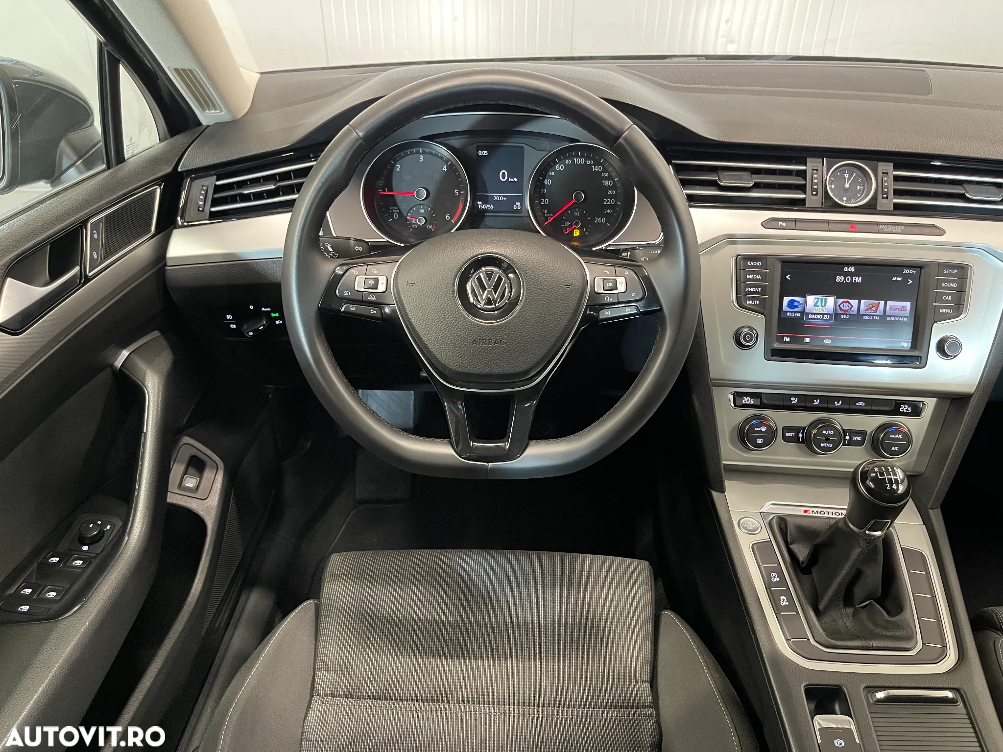 Volkswagen Passat 2.0 TDI 4Motion Comfortline - 6