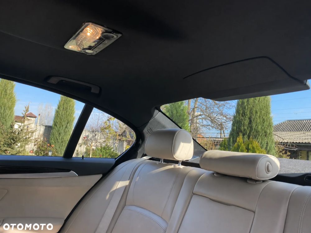 BMW Seria 5 - 11