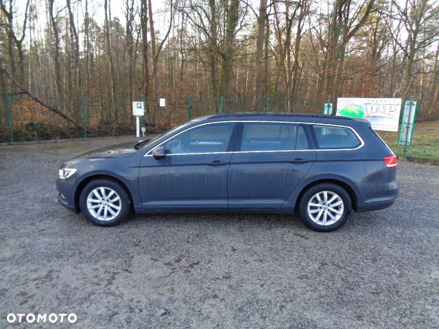 Volkswagen Passat 2.0 TDI SCR Comfortline DSG - 2