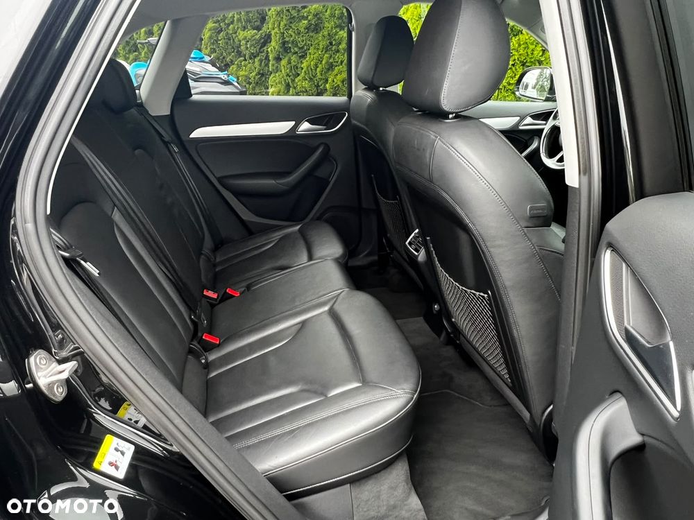 Audi Q3 1.4 TFSI Edycja Specjalna S tronic - 16