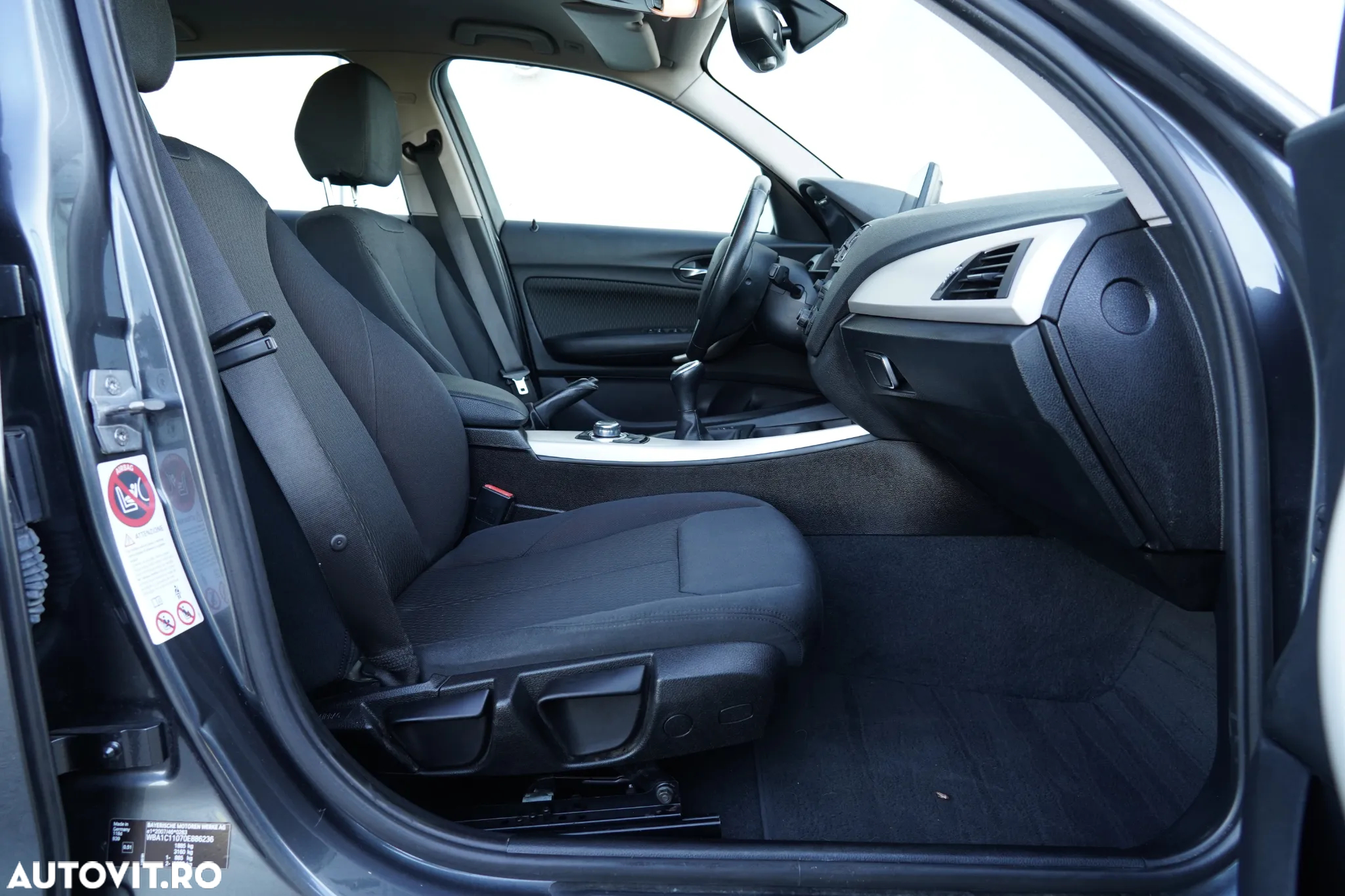 BMW Seria 1 118d xDrive Urban Line - 12